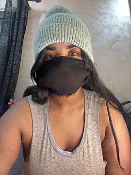 Snapshot of Louli_ta chatting on 02-27-26, 09:14 Louli ta online show from 02-27-26, 09:14