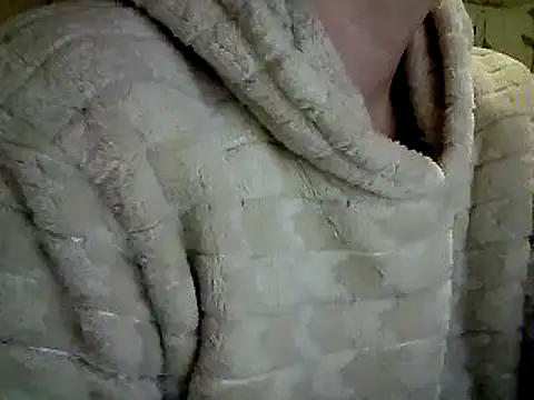 Snapshot of AliniX chatting on 03-22-25, 06:25 AliniX online show from 03-22-25, 06:25