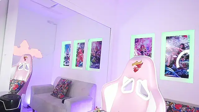 SaharaKramer online show from 03-10-25, 10:24