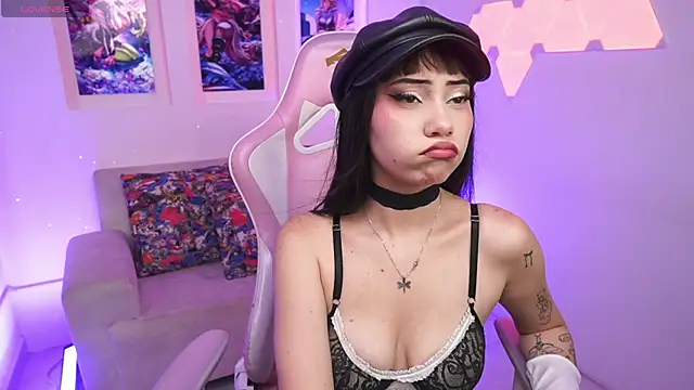 SaharaKramer online show from 02-20-25, 07:19