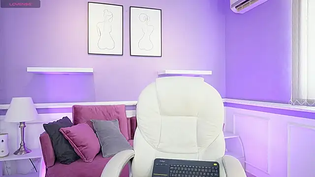 SaharaKramer online show from 03-08-25, 06:16