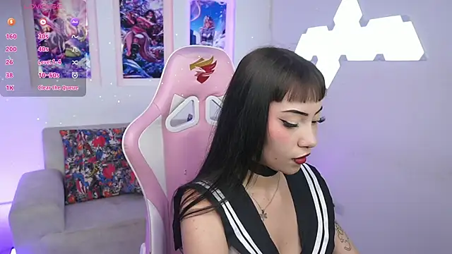 SaharaKramer online show from 02-17-25, 07:12