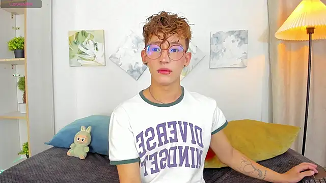 iiangel  online show from 11-11-25, 03:12