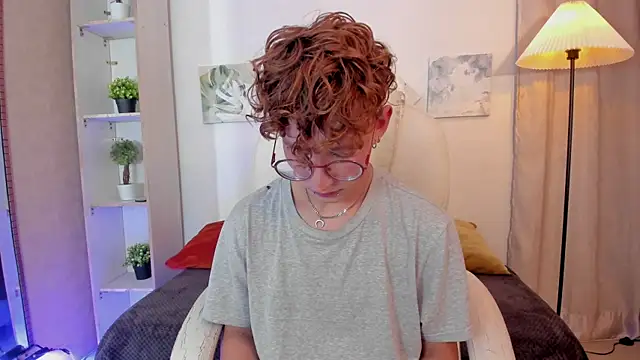 iiangel  online show from 12-02-25, 03:52