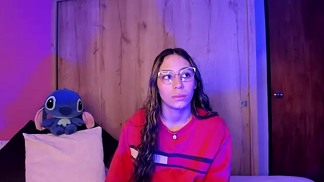 TANIA 06 online show from 04-19-26, 01:12