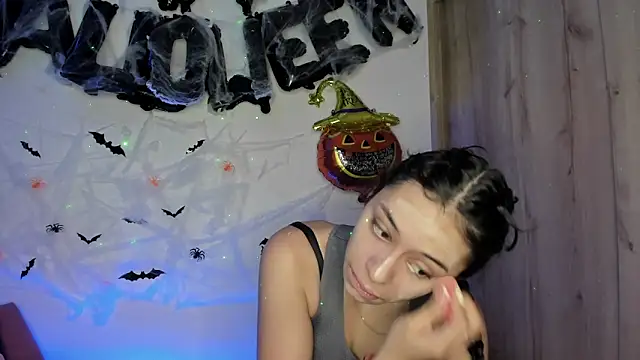 TANIA 06 online show from 10-31-25, 01:19