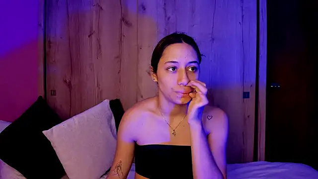 TANIA 06 online show from 04-27-26, 01:09