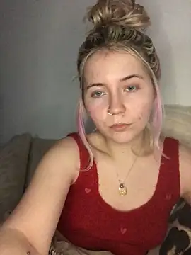 Blondie Sofia Essexbabe online show from 02-12-26, 11:37