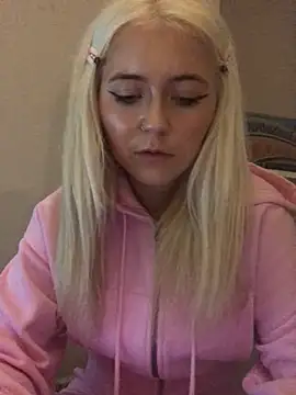 Blondie Sofia Essexbabe online show from 11-04-25, 12:14