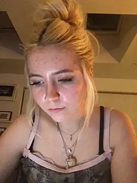 Blondie Sofia Essexbabe online show from 03-21-25, 11:23