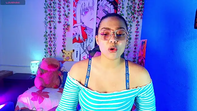 Vicky Miller 05 online show from 05-15-26, 07:12