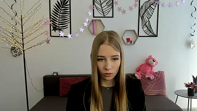 AnnNorriss online show from 02-18-25, 08:16