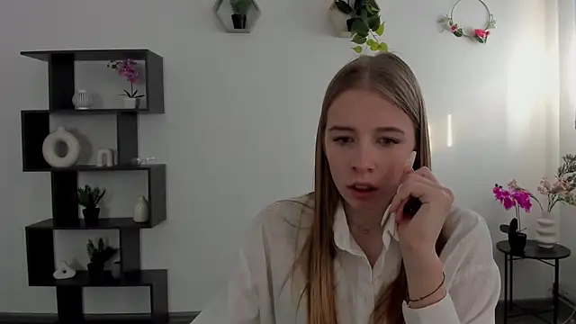 AnnNorriss online show from 03-09-25, 06:28
