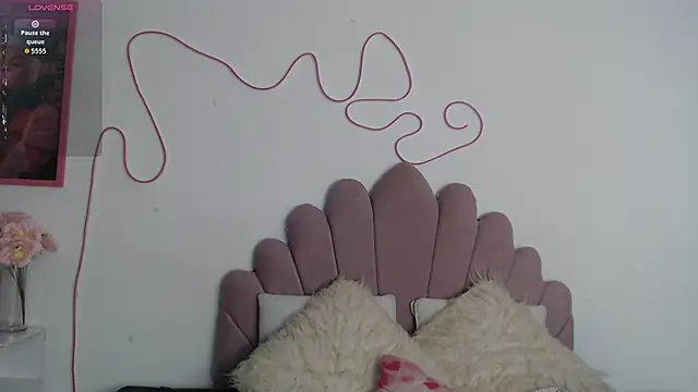 emily-777 online show from 09-17-25, 10:45