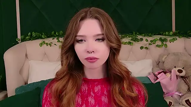 Snapshot of Sierra_Fane chatting on 03-09-25, 04:27 Sierra Fane online show from 03-09-25, 04:27
