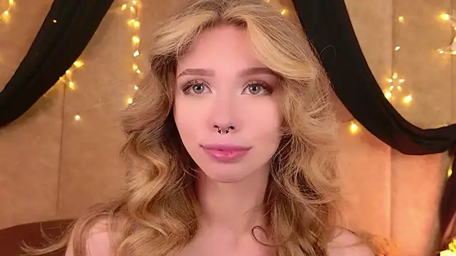 Sierra Fane online show from 05-31-26, 05:57