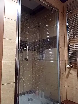 Snapshot of Luci1982Brazzers chatting on 09-23-25, 06:59 Luci1982Brazzers online show from 09-23-25, 06:59