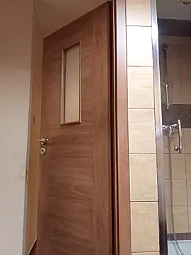 Snapshot of Luci1982Brazzers chatting on 10-15-25, 06:38 Luci1982Brazzers online show from 10-15-25, 06:38