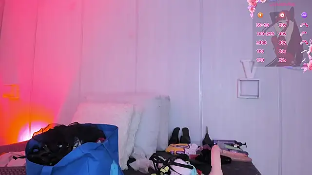 sasha riverss online show from 11-13-25, 07:40