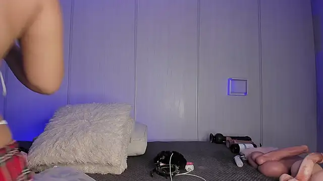 sasha riverss online show from 04-10-26, 07:21