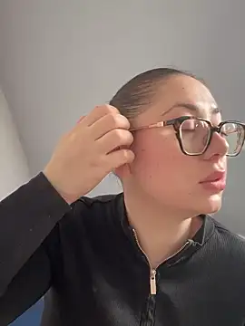 May Alisa online show from 11-04-25, 10:08