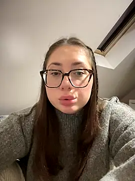 May Alisa online show from 10-08-25, 07:03