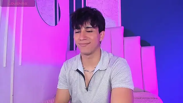 Allex Cano online show from 11-08-25, 03:43