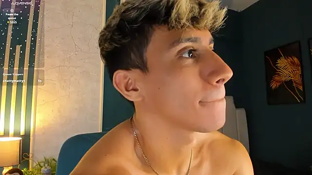 Allex Cano online show from 03-11-25, 09:34