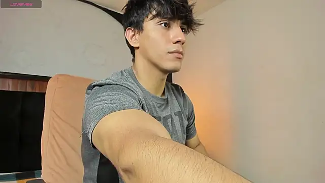 Allex Cano online show from 02-03-26, 06:22