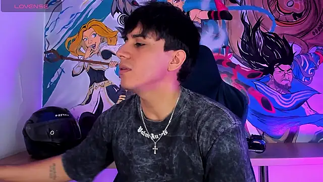 Allex Cano online show from 10-24-25, 07:24