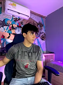 Allex Cano online show from 11-07-25, 04:17