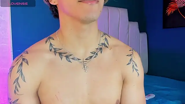 Allex Cano online show from 10-08-25, 02:57