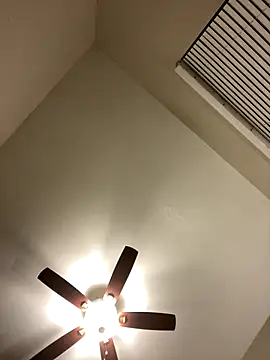 Snapshot of Deshay30 chatting on 11-15-25, 12:14 Deshay30 online show from 11-15-25, 12:14