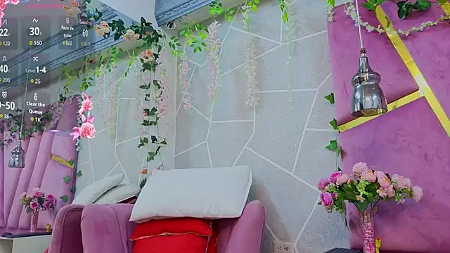 EmmyCortez online show from 11-30-25, 12:50