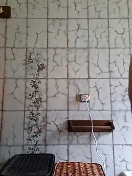 Snapshot of mauroxx08 chatting on 02-19-25, 08:22 mauroxx08 online show from 02-19-25, 08:22