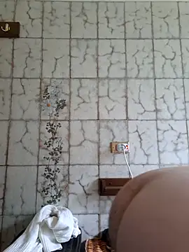 Snapshot of mauroxx08 chatting on 02-18-25, 12:28 mauroxx08 online show from 02-18-25, 12:28