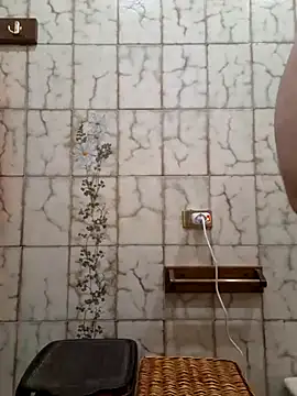 Snapshot of mauroxx08 chatting on 02-18-25, 10:25 mauroxx08 online show from 02-18-25, 10:25