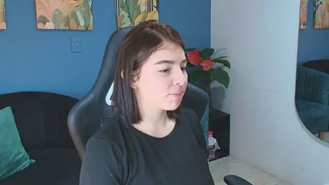 Snapshot of Zamira_Taylor chatting on 02-06-26, 01:01 Zamira Taylor online show from 02-06-26, 01:01