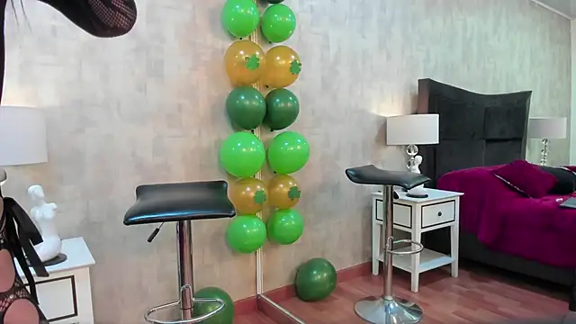 NahomyCarther online show from 03-22-26, 10:33