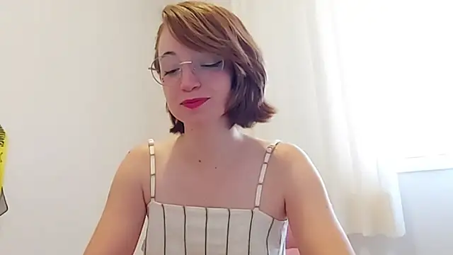 Elise Nyx online show from 12-04-25, 01:21