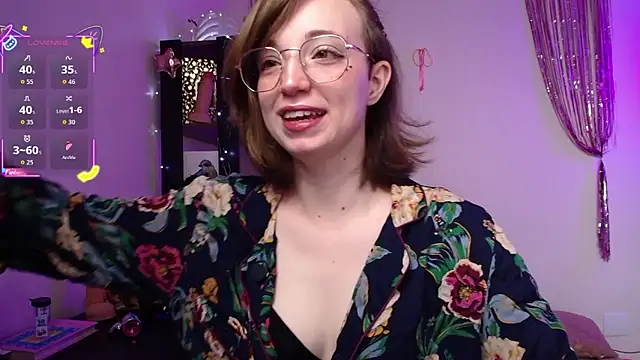 Elise Nyx online show from 03-11-26, 01:05