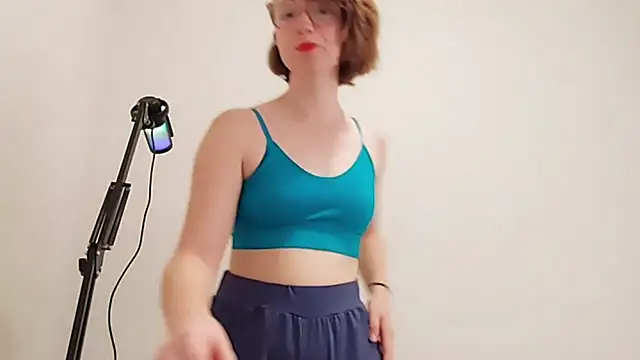 Elise Nyx online show from 10-10-25, 11:44