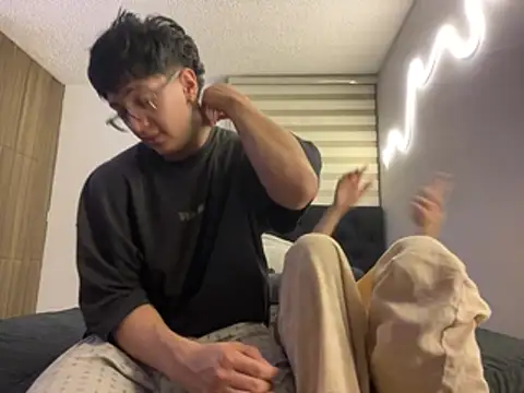 DesireLuxe online show from 03-08-26, 09:12