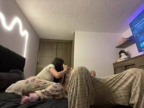 DesireLuxe online show from 01-16-26, 07:45