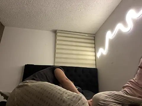 DesireLuxe online show from 03-13-26, 07:24