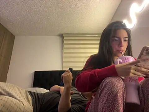 DesireLuxe online show from 03-21-26, 08:41