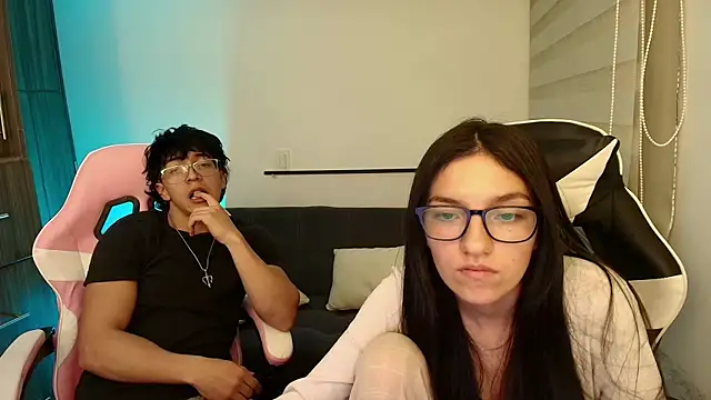 DesireLuxe online show from 11-05-25, 06:49