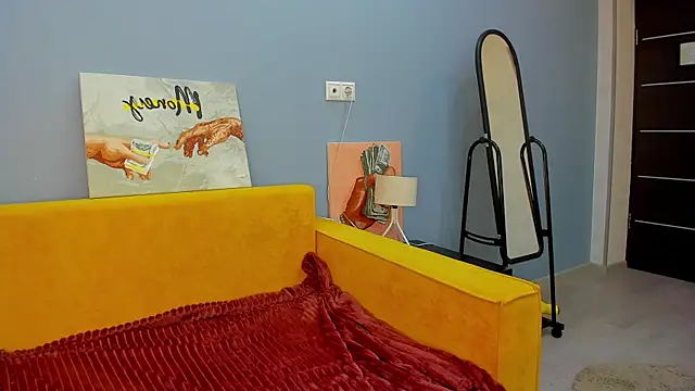 Sandra Wi1son online show from 02-24-26, 01:39