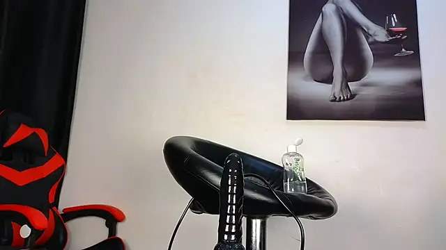 Snapshot of Assiology1111 chatting on 03-09-25, 02:39 Assiology1111 online show from 03-09-25, 02:39