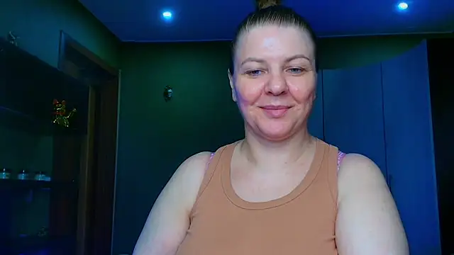 VeronikawGold online show from 05-18-26, 11:59